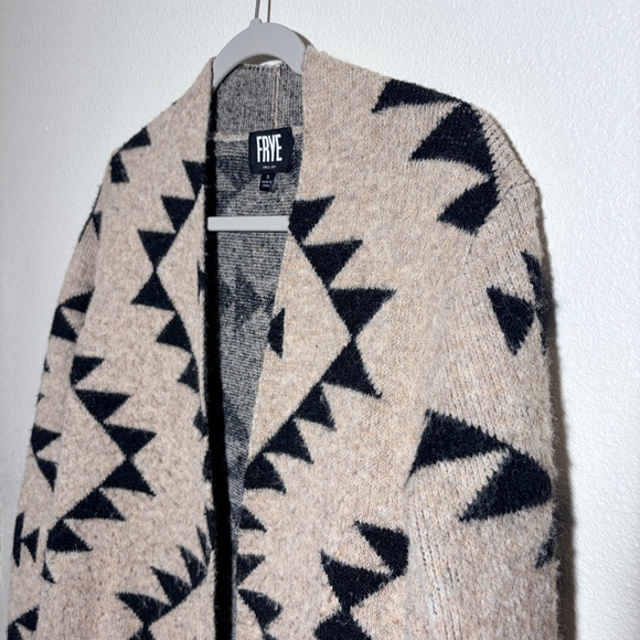 Frye Tan Black Aztec Southwestern Print Cardigan Sweater Duster Long SIZE S - Picture 9 of 16